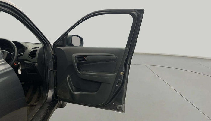 2017 Maruti Vitara Brezza VDI (O), Diesel, Manual, 96,173 km, RHS Front Door