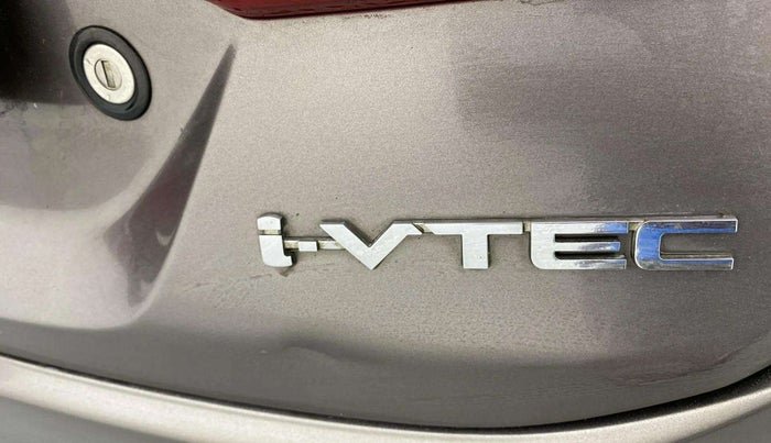 2015 Honda City 1.5L I-VTEC V MT, Petrol, Manual, 61,039 km, Dicky (Boot door) - Slightly dented