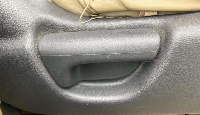 2015 Honda City 1.5L I-VTEC V MT, Petrol, Manual, 61,039 km, Driver Side Adjustment Panel