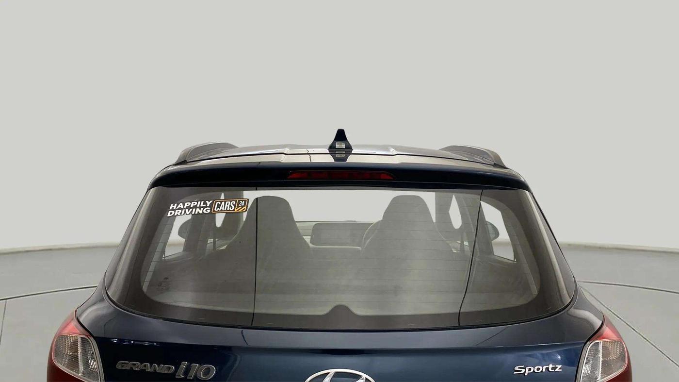 2021 Hyundai GRAND I10 NIOS SPORTZ 1.2 KAPPA VTVT, Petrol, Manual, 26,032 km, Rear Windshield