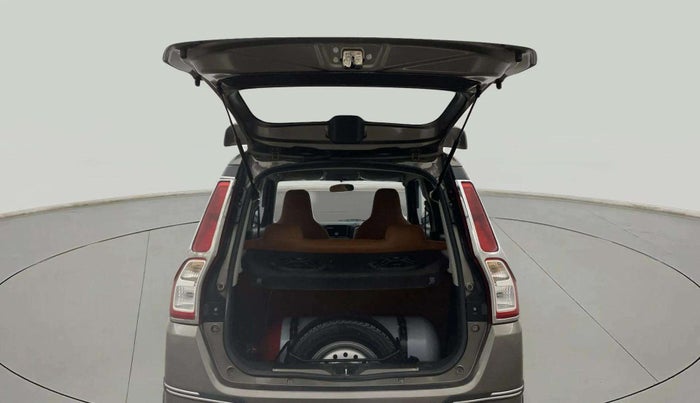 2022 Maruti New Wagon-R LXI CNG (O) 1.0, CNG, Manual, 18,698 km, Boot Door Open