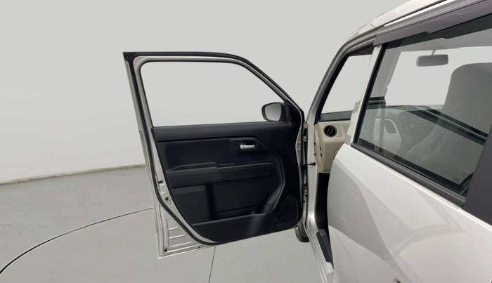 2021 Maruti New Wagon-R VXI (O) 1.0, Petrol, Manual, 17,476 km, LHS Front Door