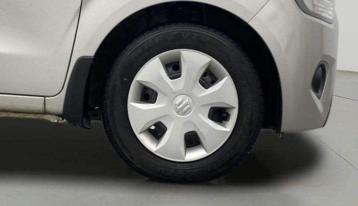 2021 Maruti New Wagon-R VXI (O) 1.0, Petrol, Manual, 17,476 km, Right Front Wheel