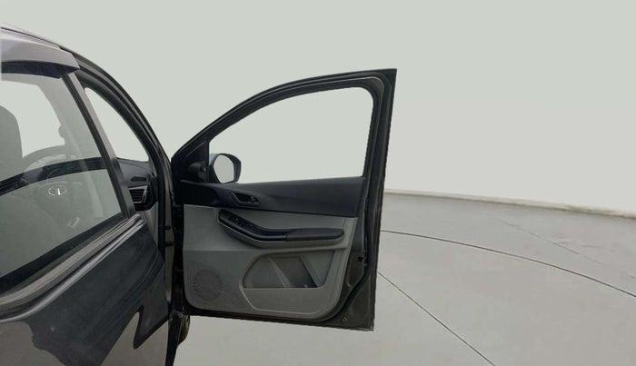 2021 Tata Tiago XZ PETROL, Petrol, Manual, 38,750 km, RHS Front Door