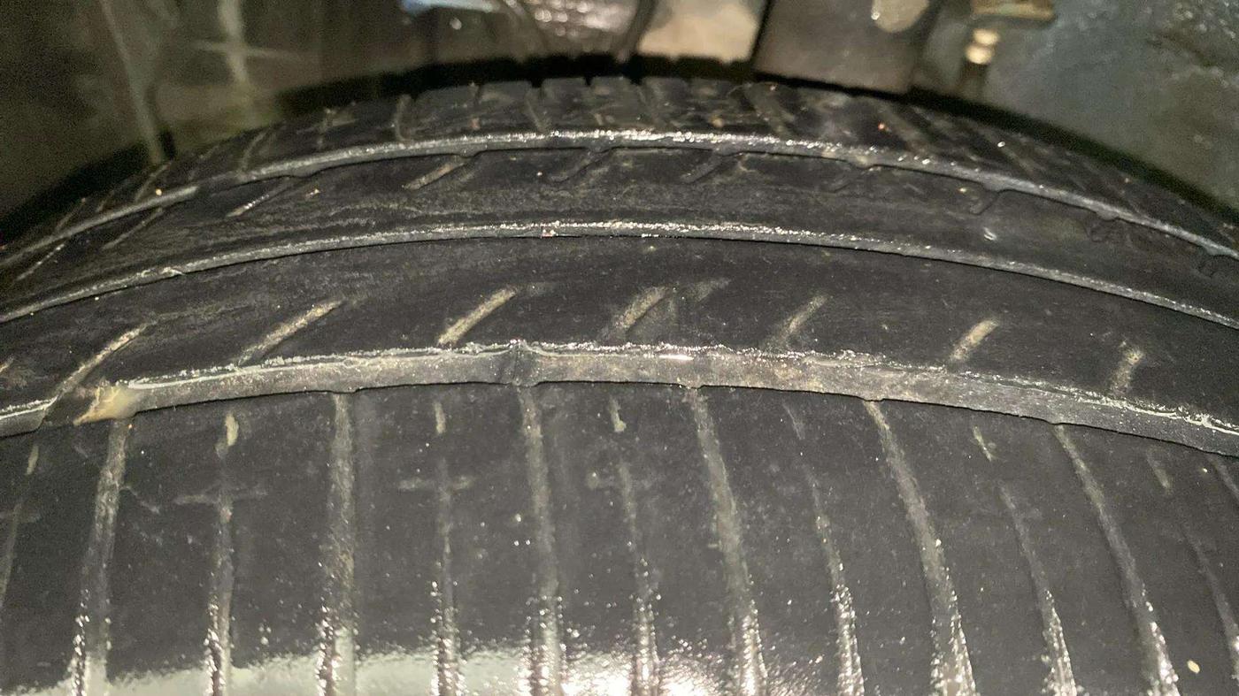 2017 Nissan Micra XV CVT, Petrol, Automatic, 45,043 km, Left Front Tyre Tread