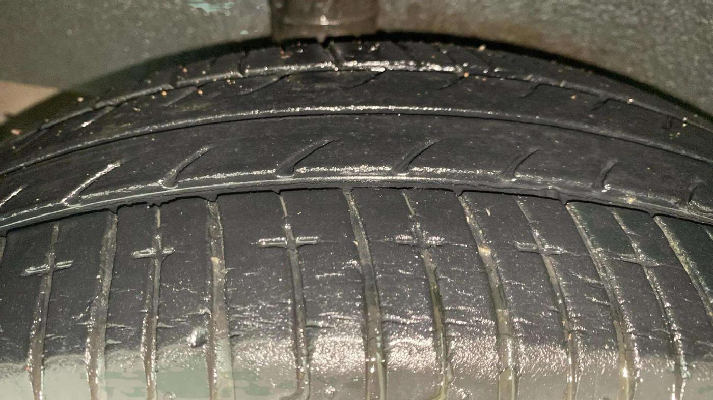 2017 Nissan Micra XV CVT, Petrol, Automatic, 45,043 km, Right Rear Tyre Tread