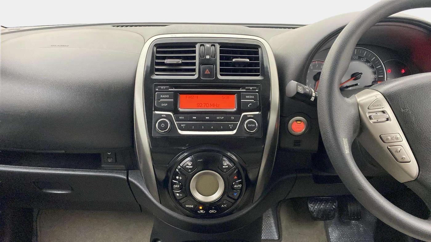 2017 Nissan Micra XV CVT, Petrol, Automatic, 45,043 km, Air Conditioner