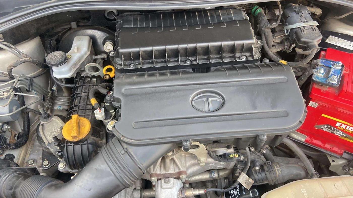 2021 Tata Tiago XZ PETROL, Petrol, Manual, 70,851 km, Open Bonet
