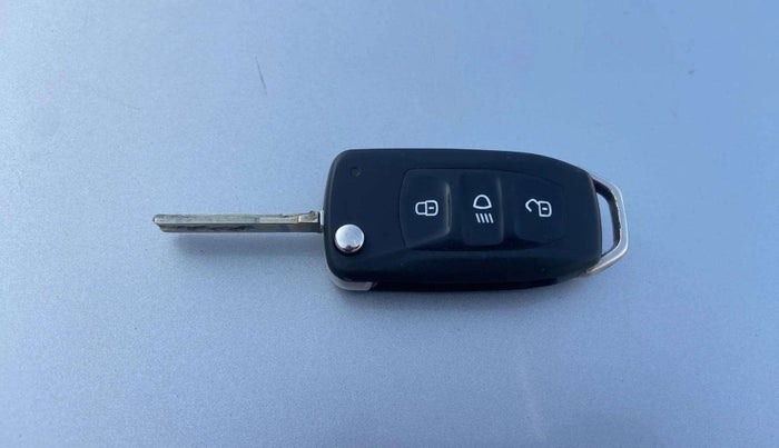2021 Tata Tiago XZ PETROL, Petrol, Manual, 70,714 km, Key Close Up