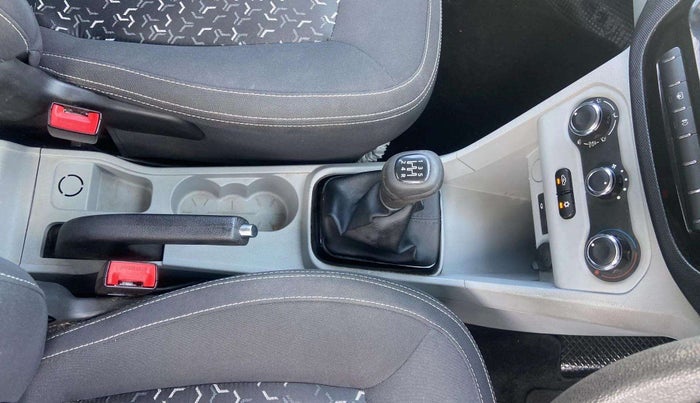 2021 Tata Tiago XZ PETROL, Petrol, Manual, 70,714 km, Gear Lever