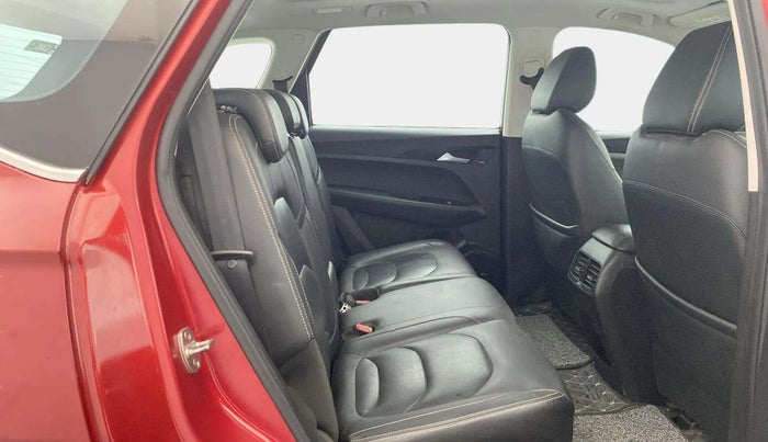 2020 MG HECTOR SHARP 2.0 DIESEL DUAL TONE, Diesel, Manual, 85,461 km, Right Side Rear Door Cabin