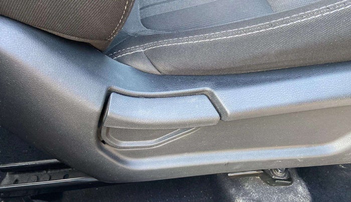 2021 Hyundai VENUE S 1.2, Petrol, Manual, 21,924 km, Driver Side Adjustment Panel