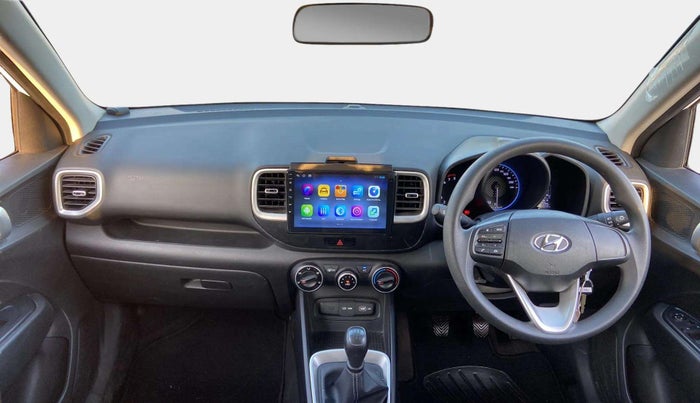 2021 Hyundai VENUE S 1.2, Petrol, Manual, 21,924 km, Dashboard