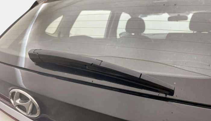 2022 Hyundai NEW I20 ASTA 1.2 MT, Petrol, Manual, 45,056 km, Rear Wiper