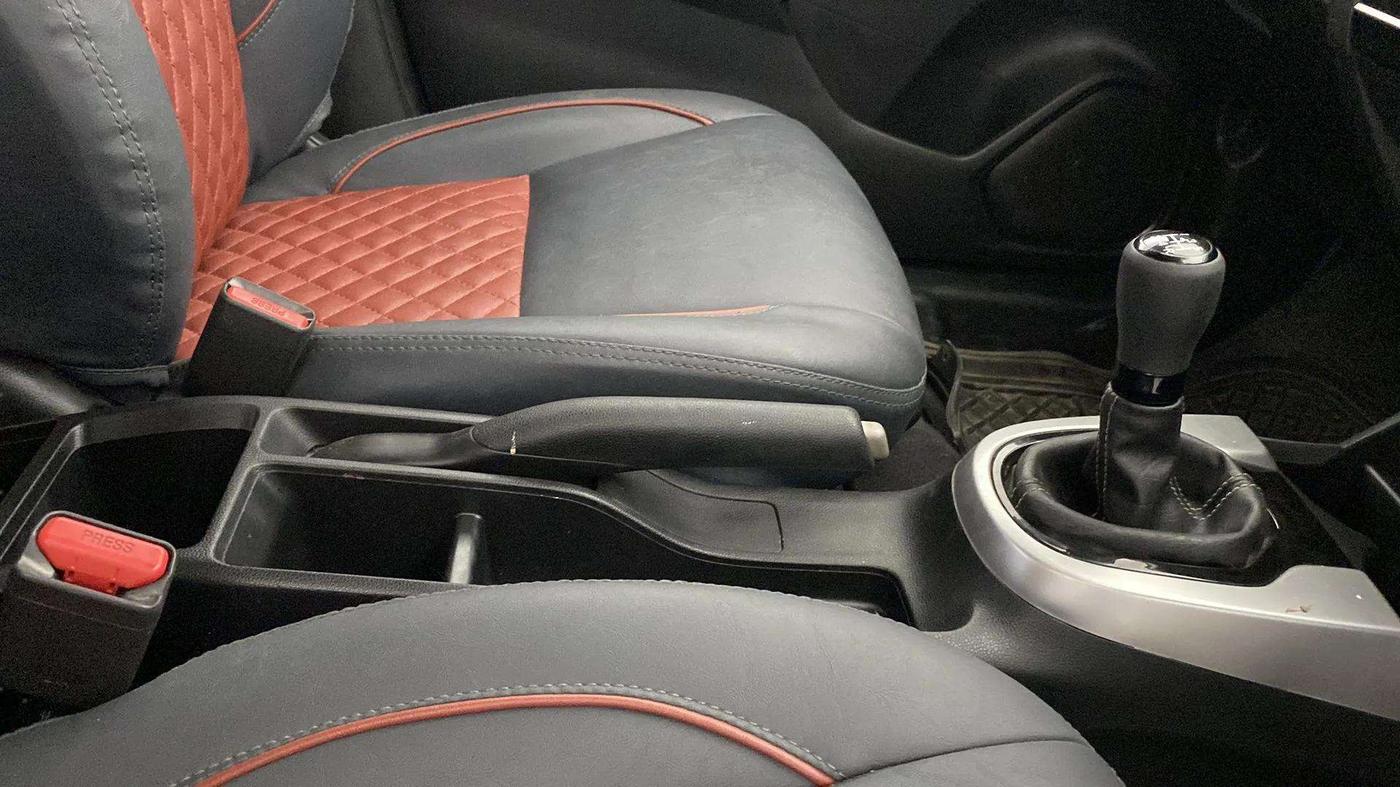 2020 Honda WR-V 1.2L I-VTEC SV MT, Petrol, Manual, 54,689 km, Gear Lever