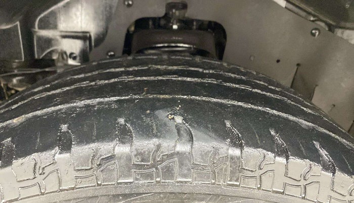 2021 Mahindra Thar LX PETROL HT 4WD AT, Petrol, Automatic, 67,241 km, Left Front Tyre Tread