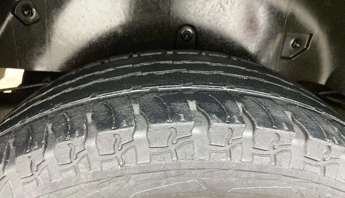 2021 Mahindra Thar LX PETROL HT 4WD AT, Petrol, Automatic, 67,241 km, Right Rear Tyre Tread
