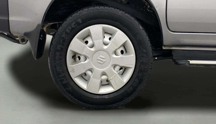 2024 Maruti Eeco 5 STR AC, Petrol, Manual, 13,479 km, Right Rear Wheel