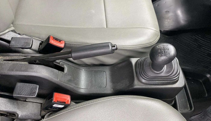2024 Maruti Eeco 5 STR AC, Petrol, Manual, 13,479 km, Gear Lever
