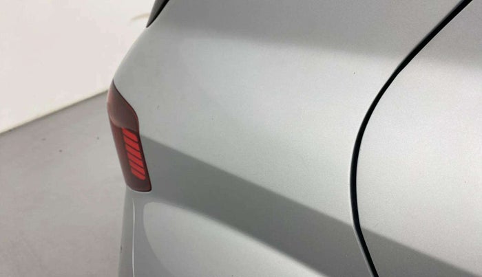 2019 Hyundai VENUE SX 1.0 TURBO, Petrol, Manual, 63,760 km, Right quarter panel - Slightly dented