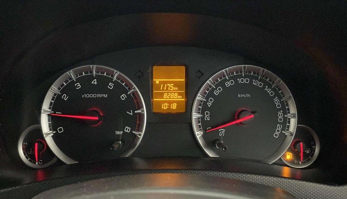 2015 Maruti Swift VXI, Petrol, Manual, 8,216 km, Odometer Image