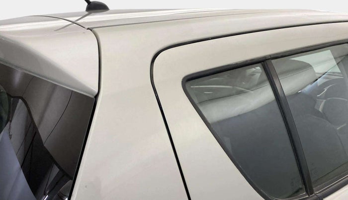 2015 Maruti Swift VXI, Petrol, Manual, 8,216 km, Right C pillar - Slightly dented