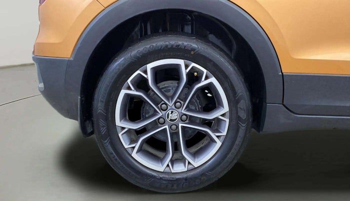 2021 Skoda KUSHAQ STYLE 1.5L TSI DSG, Petrol, Automatic, 64,916 km, Right Rear Wheel