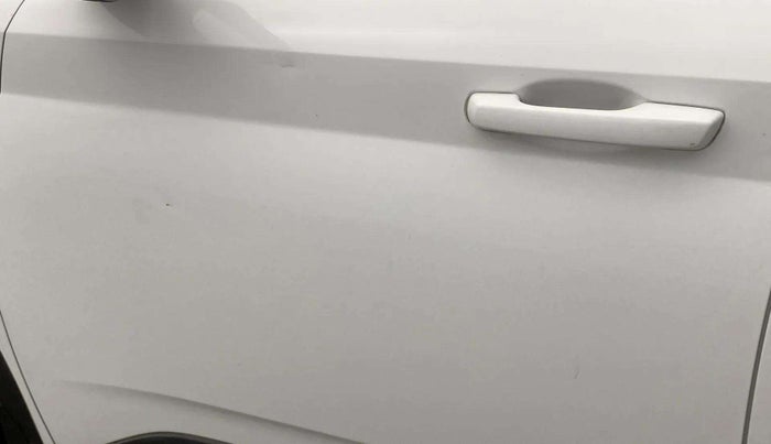 2021 Hyundai VENUE SX 1.5 CRDI, Diesel, Manual, 35,957 km, Front passenger door - Minor scratches