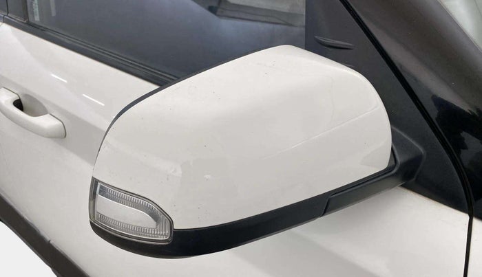 2021 Hyundai VENUE SX 1.5 CRDI, Diesel, Manual, 35,957 km, Right rear-view mirror - Minor scratches