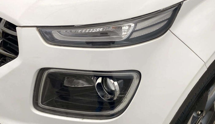 2021 Hyundai VENUE SX 1.5 CRDI, Diesel, Manual, 35,957 km, Left headlight - Minor scratches
