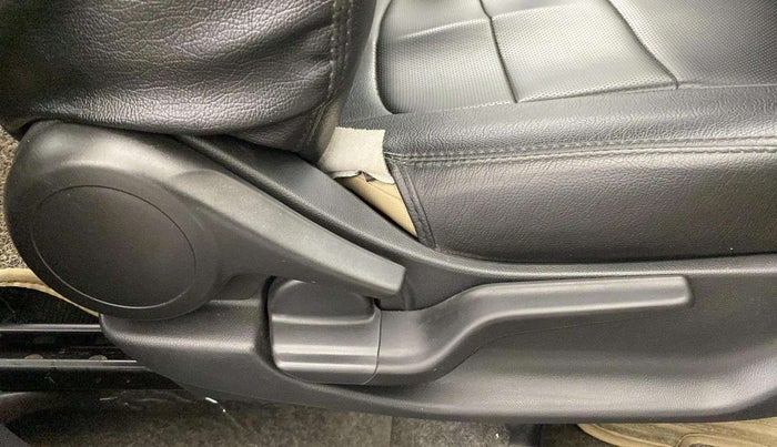 2020 Honda Amaze 1.2L I-VTEC S, Petrol, Manual, 16,981 km, Driver Side Adjustment Panel