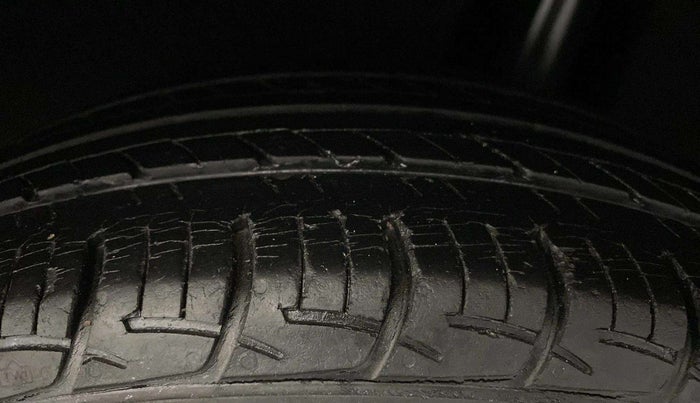 2016 Maruti Baleno SIGMA PETROL 1.2, Petrol, Manual, 30,572 km, Left Rear Tyre Tread