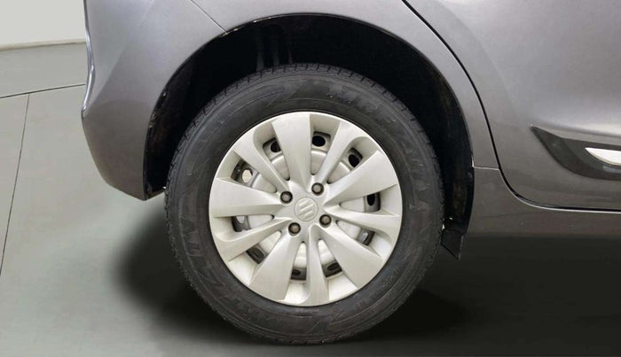 2016 Maruti Baleno SIGMA PETROL 1.2, Petrol, Manual, 30,572 km, Right Rear Wheel