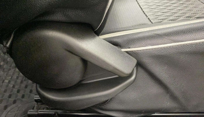 2016 Maruti Baleno SIGMA PETROL 1.2, Petrol, Manual, 30,572 km, Driver Side Adjustment Panel