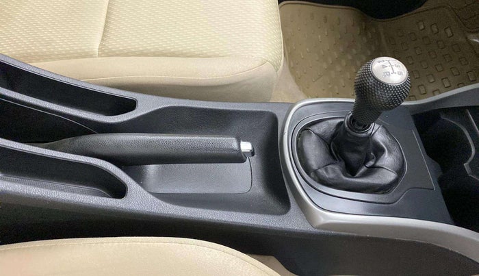 2017 Honda City 1.5L I-VTEC V MT, Petrol, Manual, 44,759 km, Gear Lever