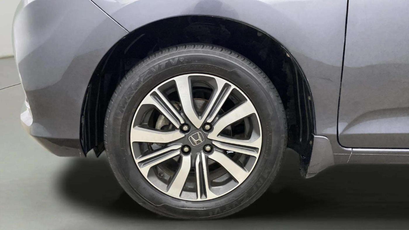 2022 Honda Amaze 1.2L I-VTEC VX CVT, Petrol, Automatic, 46,094 km, Left Front Wheel