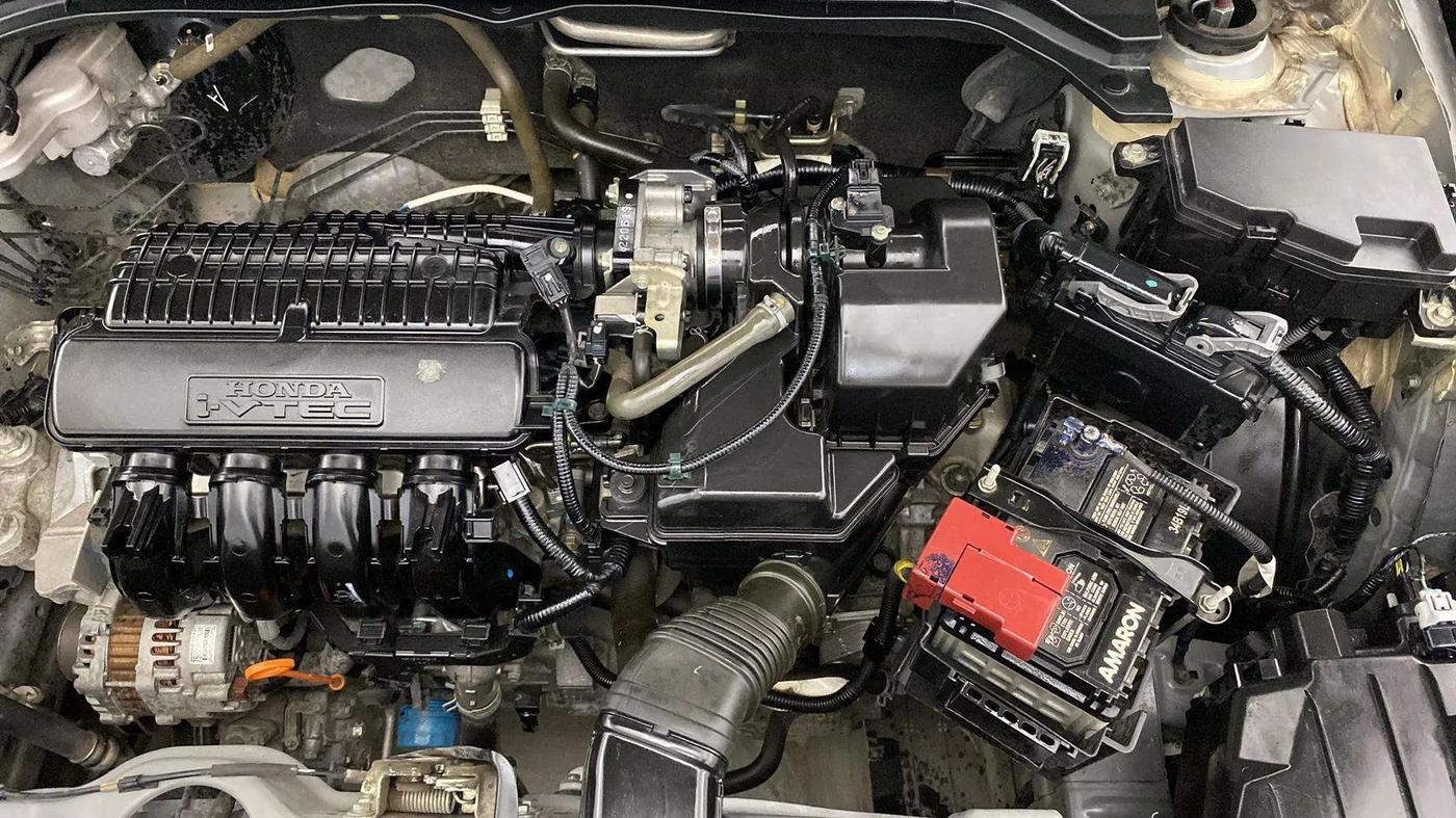 2022 Honda Amaze 1.2L I-VTEC VX CVT, Petrol, Automatic, 46,094 km, Engine View - Left