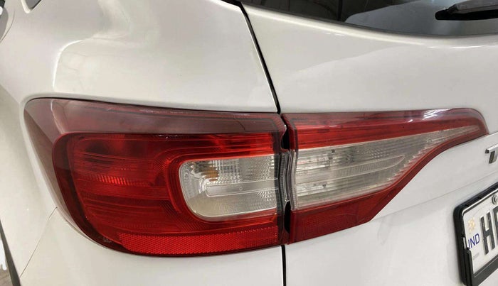 2023 Renault TRIBER RXZ, Petrol, Manual, 59,478 km, Left tail light - < 2 inches,no. = 2