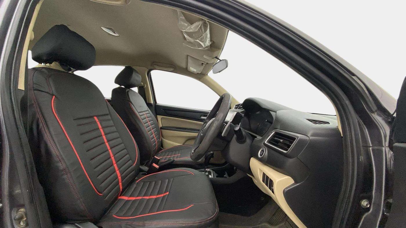 2020 Honda Amaze 1.2L I-VTEC VX CVT, Petrol, Automatic, 68,387 km, Right Side Front Door Cabin
