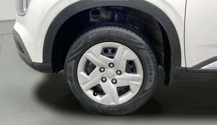 2020 Hyundai VENUE S 1.2, Petrol, Manual, 45,377 km, Left Front Wheel