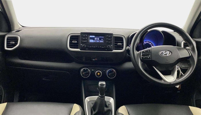 2020 Hyundai VENUE S 1.2, Petrol, Manual, 45,377 km, Dashboard