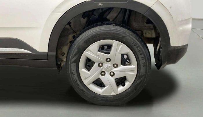 2020 Hyundai VENUE S 1.2, Petrol, Manual, 45,377 km, Left Rear Wheel