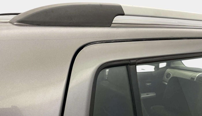 2014 Maruti Wagon R 1.0 LXI, Petrol, Manual, 61,319 km, Right C pillar - Paint is slightly faded