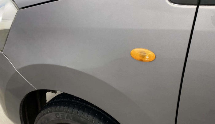 2014 Maruti Wagon R 1.0 LXI, Petrol, Manual, 61,319 km, Left fender - Size <= 2 inch