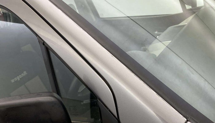 2014 Maruti Wagon R 1.0 LXI, Petrol, Manual, 61,319 km, Right A pillar - Minor scratches