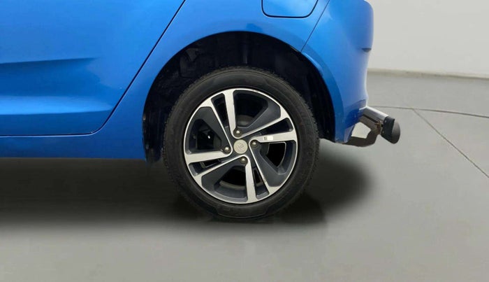 2021 Tata ALTROZ XZ PETROL, Petrol, Manual, 7,224 km, Left Rear Wheel