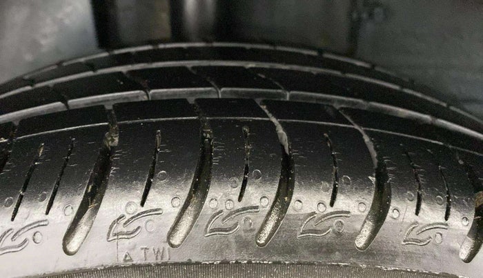 2021 Tata ALTROZ XZ PETROL, Petrol, Manual, 7,224 km, Right Rear Tyre Tread
