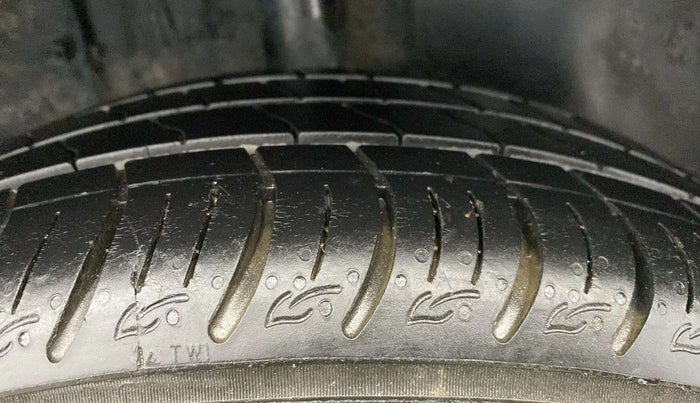 2021 Tata ALTROZ XZ PETROL, Petrol, Manual, 7,224 km, Left Rear Tyre Tread