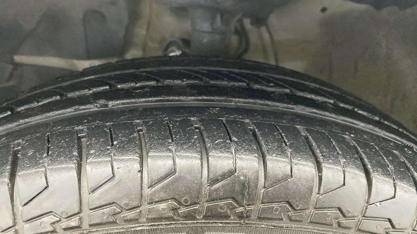 2017 Honda Jazz 1.2L I-VTEC V AT, Petrol, Automatic, 72,963 km, Left Front Tyre Tread