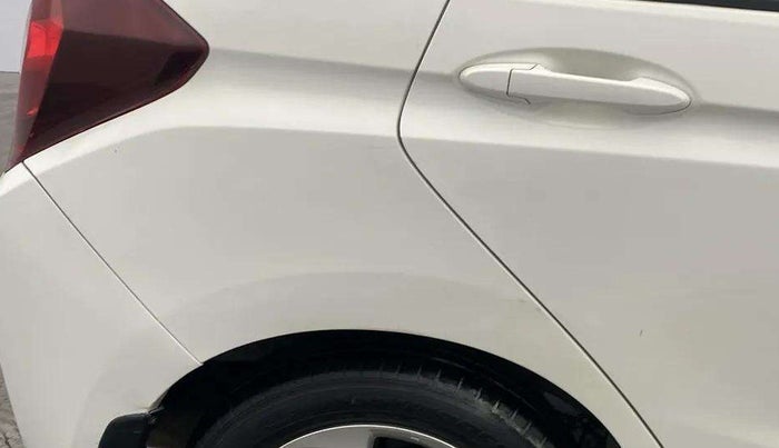 2017 Honda Jazz 1.2L I-VTEC V AT, Petrol, Automatic, 72,963 km, Right quarter panel - Minor scratches
